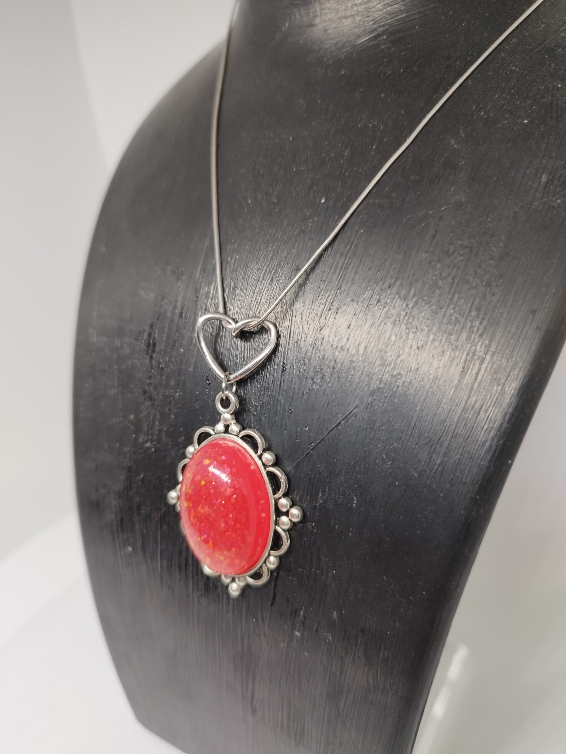 Red Resin Stone Necklace - Image 2